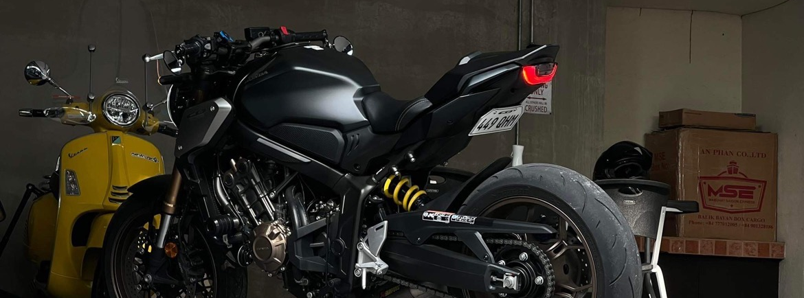 Tucked-Up Systems  Best and cleanest tail tidy/fender elimination on the market. Make your bike stand out of the crowd. Pair our mounting system with our integrated taillight for the best looking setup!