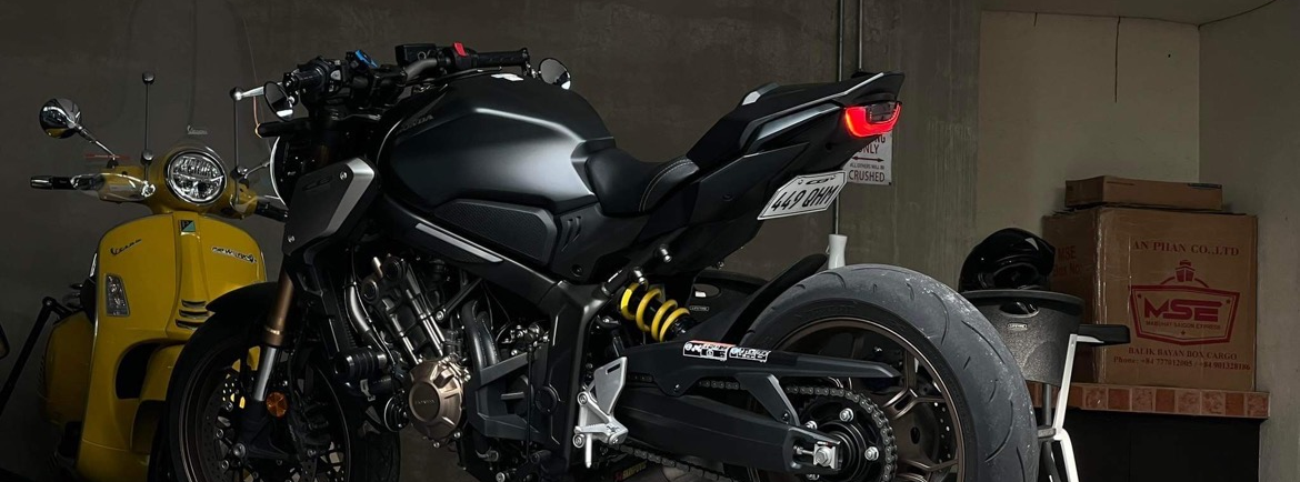 Tucked-Up Systems Best and cleanest tail tidy/fender elimination on the market. Make your bike stand out of the crowd. Pair our mounting system with our integrated taillight for the best looking setup!